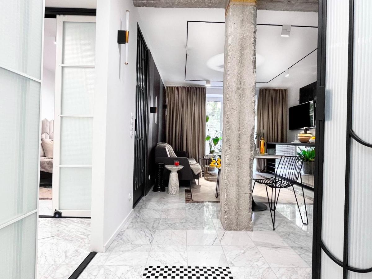 Design+Luxus Apartment Im Zentrum! +Netflix ワルシャワ エクステリア 写真